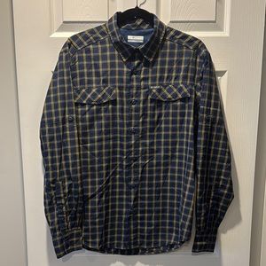 Columbia Men's Blue and Yellow Plaid Casual Button Down Shirt
